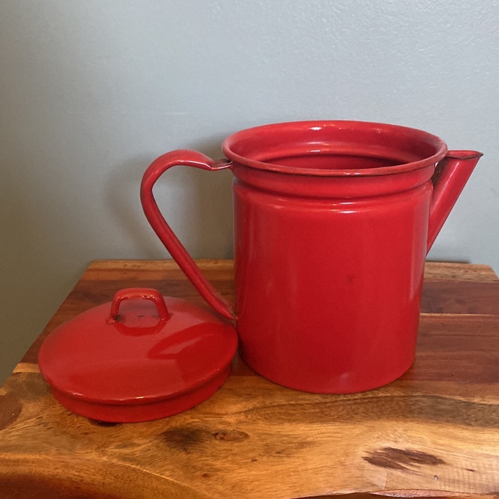 Porcelain red enamel coffee pot 1940 tea pot. Shabby chic retro cottagecore - Picture 6 of 11